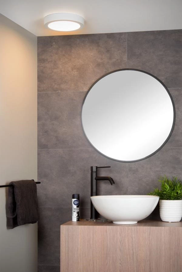Lucide BRICE-LED - Flush ceiling light Bathroom - Ø 24 cm - LED Dim. - 1x15W 3000K - IP44 - White - atmosphere 1